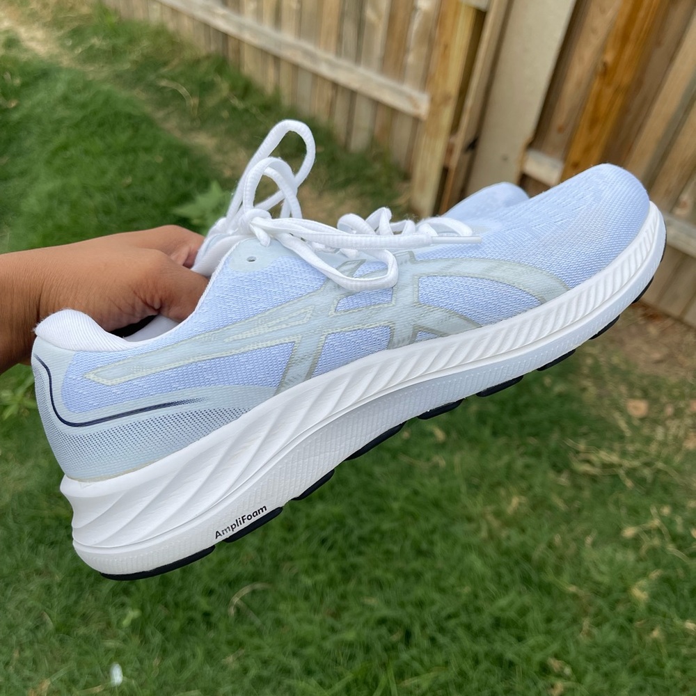Asics Women's Light Blue and White Athletic Sneakers